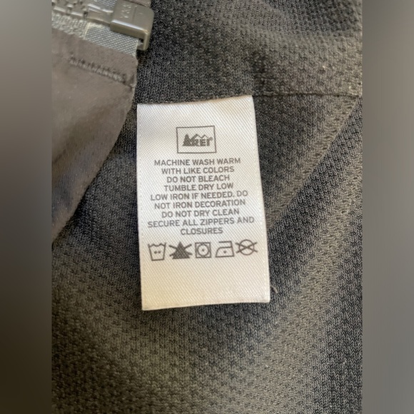 Men’s XL hooded zip front jacket by REI - Picture 5 of 8